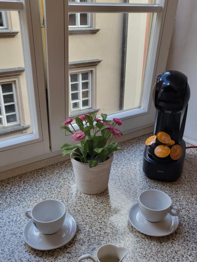 Apartamenty - Mi Old Town Swietojanska Варшава Екстериор снимка